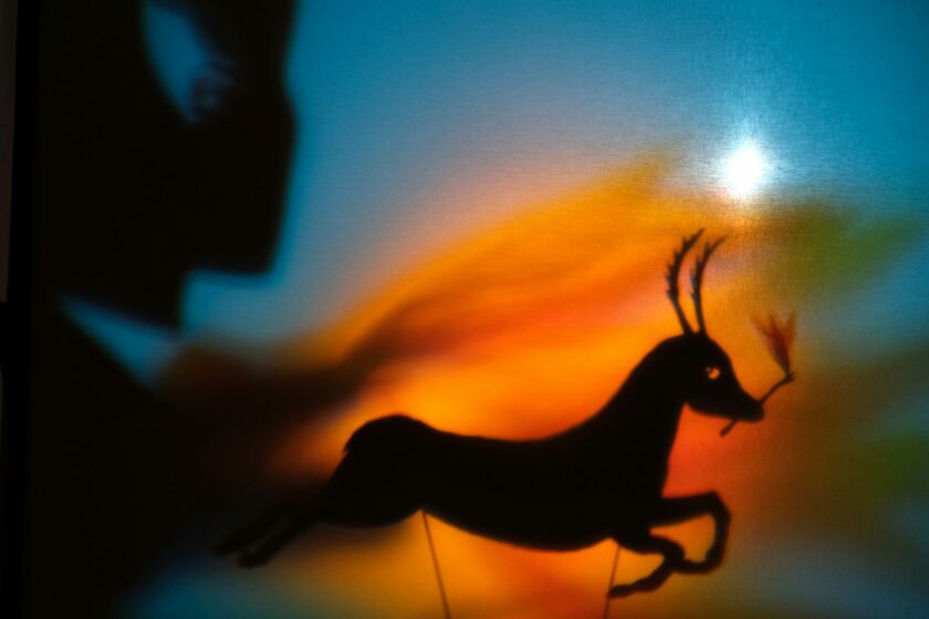 Agafa el foc i corre (+ taller d’ombres xineses)